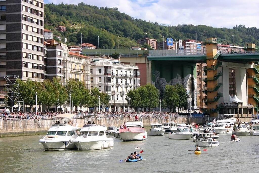 Vt En La Ribera De Bilbao Apartment Exterior foto