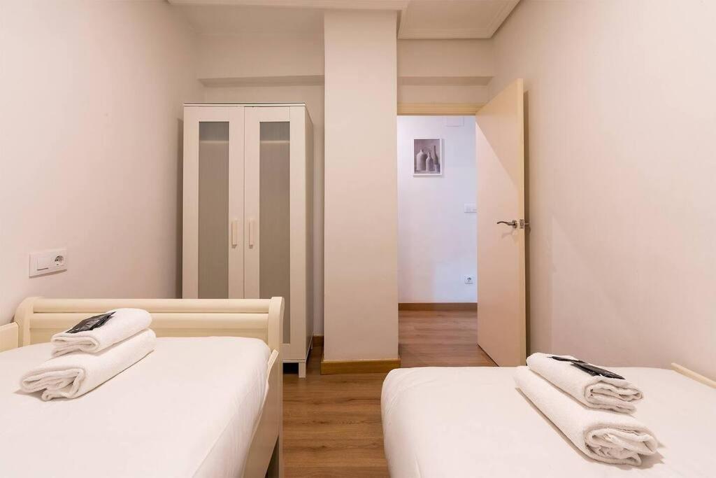 Vt En La Ribera De Bilbao Apartment Exterior foto